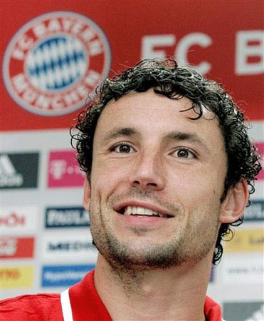 而现在他在 而现在他在